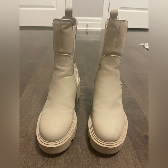 Chunky Boots | ZARA ✨ - Picture 2 of 5